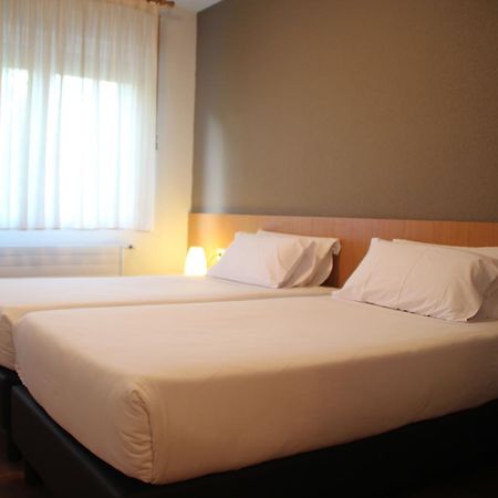 Hostal Abodi Pamplona Exterior foto