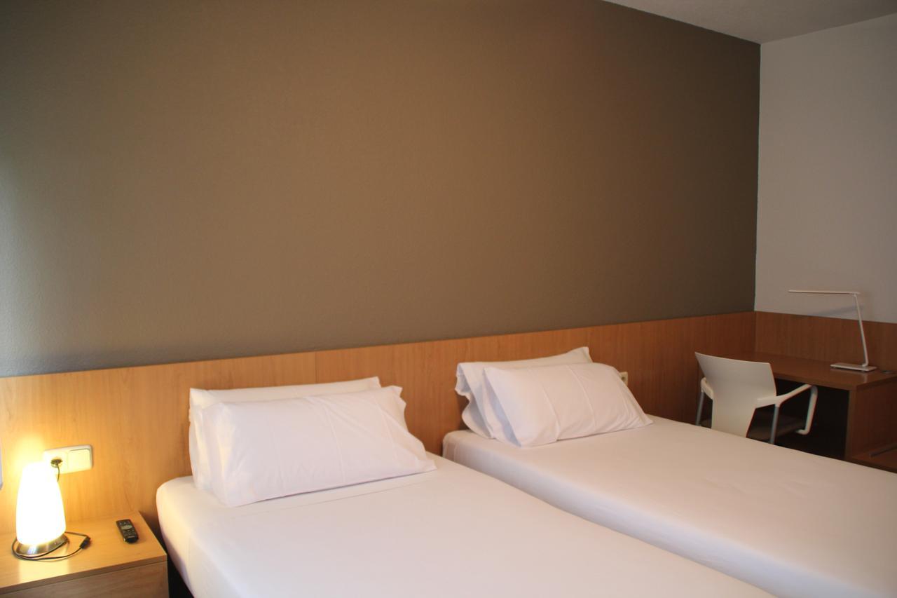 Hostal Abodi Pamplona Exterior foto